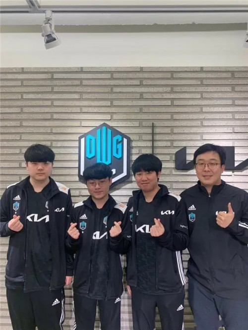 赛季的异动 赛季的异动