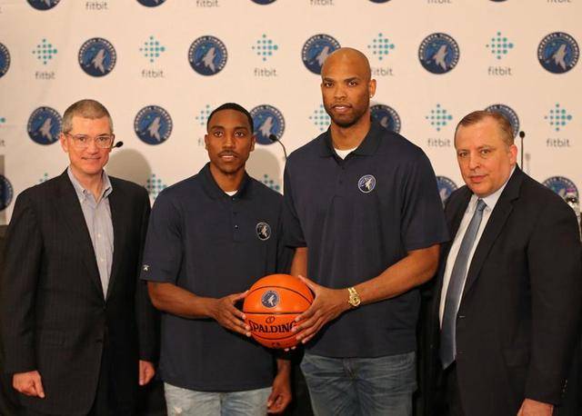 当边路快马 当边路快马