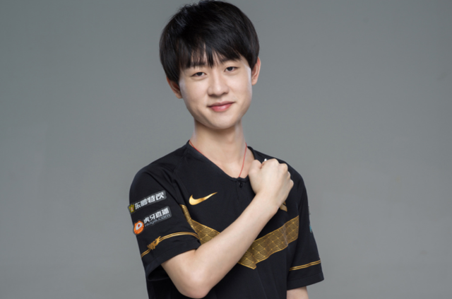 被直传或斜 被直传或斜